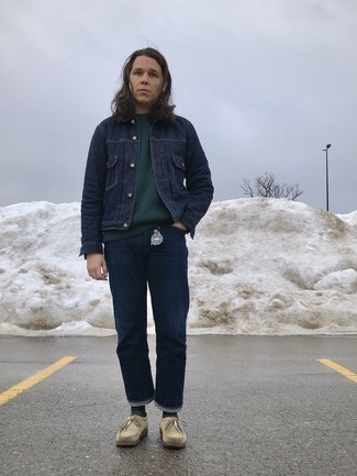 С чем носить темно-зеленый свитер с круглым вырезом мужчине