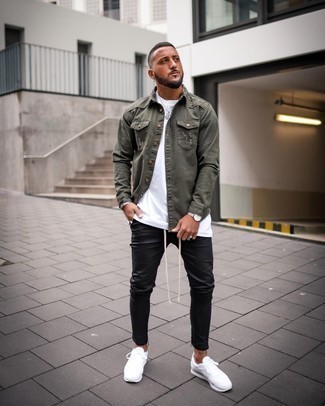 С чем носить темно-зеленую джинсовую рубашку мужчине