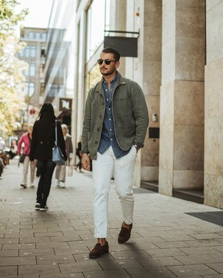 Какие лоферы носить с темно-зеленой полевой курткой