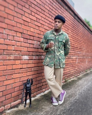 Какие водолазки носить с темно-зеленой полевой курткой