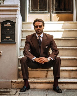 С чем носить темно-зеленые лоферы мужчине