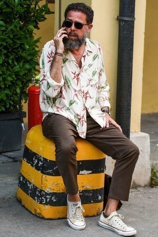 С чем носить темно-зеленые носки-невидимки мужчине