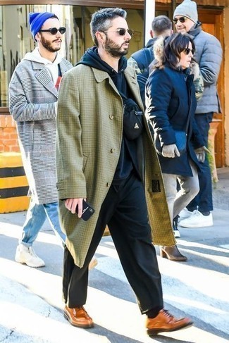 Какой худи носить с темно-зеленым длинным пальто