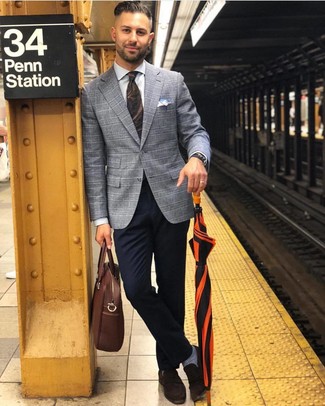 С чем носить темно-зеленый галстук с "огурцами" мужчине