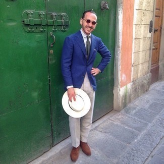 С чем носить темно-зеленый галстук в горошек мужчине