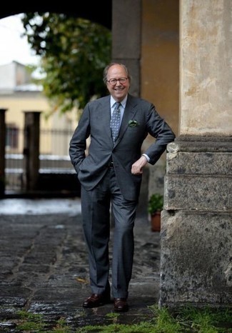 С чем носить темно-зеленый нагрудный платок с принтом