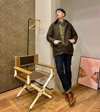 С чем носить темно-зеленую стеганую куртку мужчине