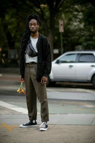 С чем носить темно-зеленую куртку-рубашку мужчине