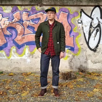 С чем носить темно-зеленую куртку-рубашку мужчине