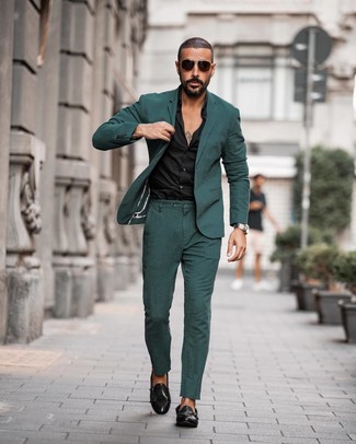 Какие монки носить с темно-зеленым костюмом