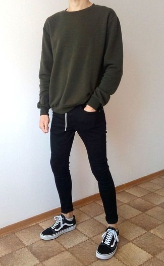 С чем носить темно-зеленый свитшот мужчине