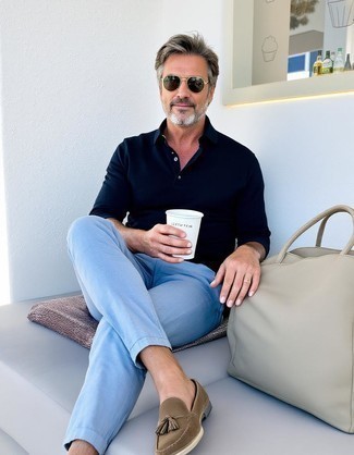 С чем носить темно-зеленые лоферы с кисточками