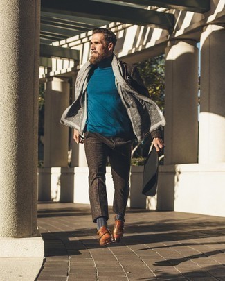 Какие костюмы носить с темно-зеленой водолазкой