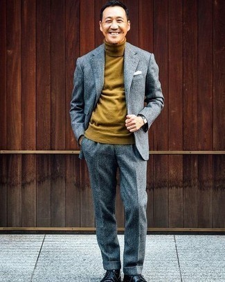 С чем носить темно-зеленую шерстяную водолазку мужчине