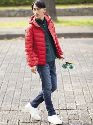 С чем носить темно-зеленый свитер на молнии мужчине