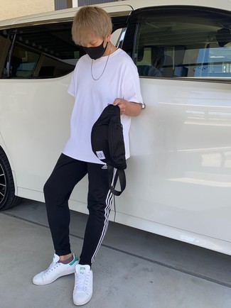 С чем носить темно-пурпурные носки-невидимки мужчине