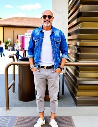 Как носить джинсовую куртку с низкими кедами мужчине