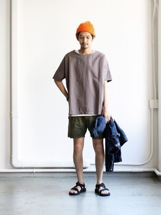 Как носить джинсовую куртку с сандалиями мужчине