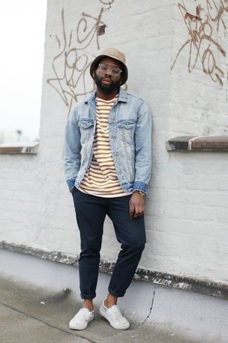 Как носить джинсовую куртку с слипонами мужчине