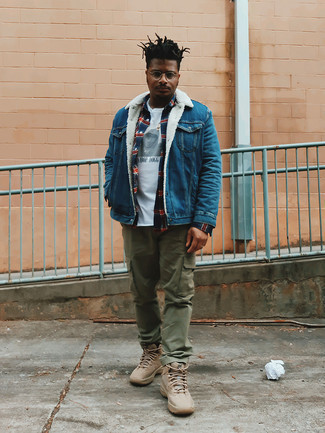 С чем носить джинсовую короткую дубленку мужчине