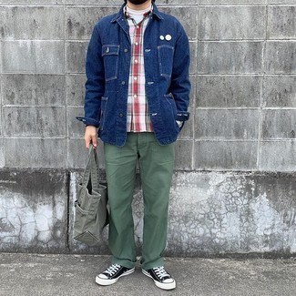С чем носить джинсовую куртку-рубашку мужчине
