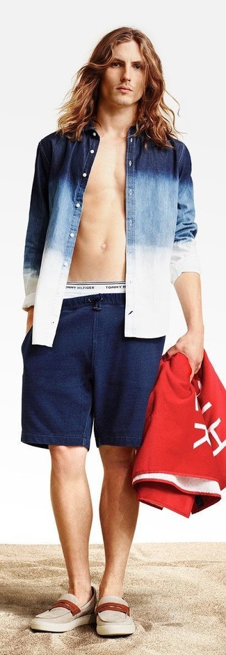 Как носить джинсовую рубашку с шортами мужчине