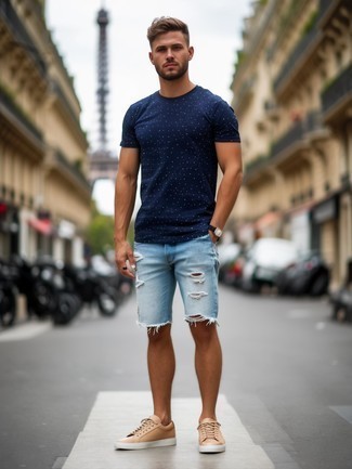 С чем носить джинсовые шорты мужчине