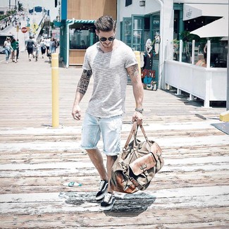 С чем носить джинсовые шорты мужчине