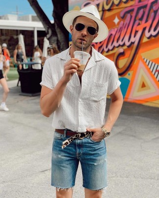 С чем носить джинсовые шорты мужчине