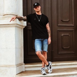 С чем носить джинсовые шорты мужчине