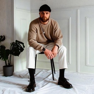 Как носить туфли дерби с свитером с круглым вырезом