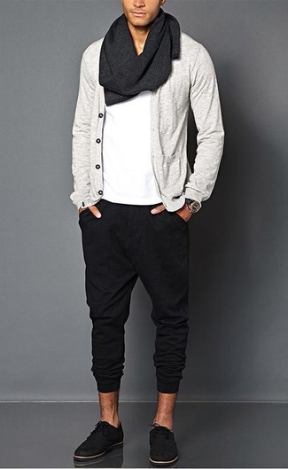 Как носить туфли дерби с спортивными штанами