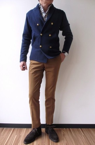 С чем носить двубортный кардиган мужчине
