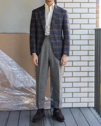 Как носить классические брюки с ботинками дезертами