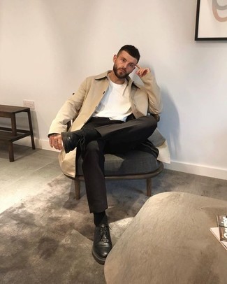 Как носить классические брюки с дождевиком мужчине