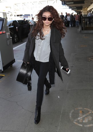 Как носить классическую рубашку с ботильонами