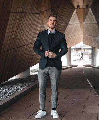 Как носить классическую рубашку с свитшотем мужчине