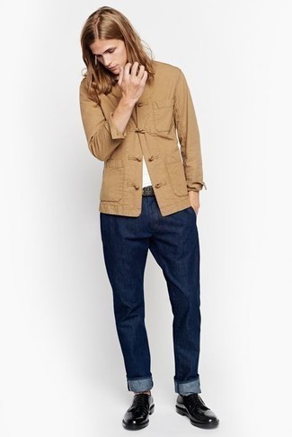 С чем носить кожаный ремень с украшением мужчине