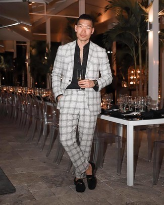 С чем носить замшевые лоферы с украшением мужчине