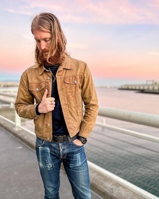 С чем носить джинсы с вышивкой мужчине