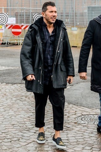 С чем носить кеды с вышивкой мужчине