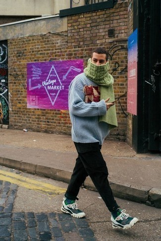 С чем носить свитер с вышивкой мужчине