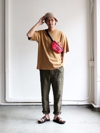 С чем носить поясную сумку мужчине