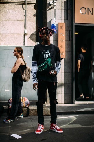 С чем носить поясную сумку мужчине