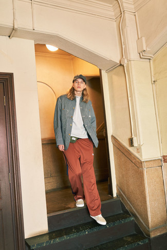 С чем носить поясную сумку мужчине