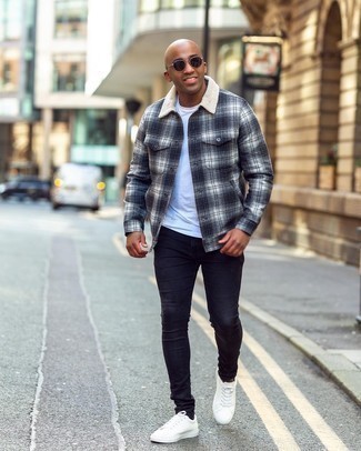 С чем носить фланелевую куртку-рубашку мужчине