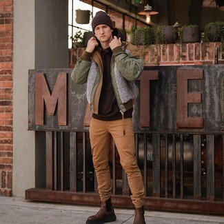 С чем носить флисовый бомбер мужчине