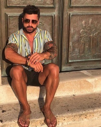 Как носить сланцы с шортами мужчине