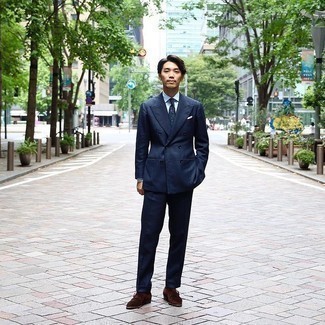 С чем носить галстук с цветочным принтом мужчине