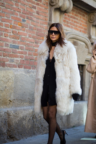 Как носить шубу с кардиганом